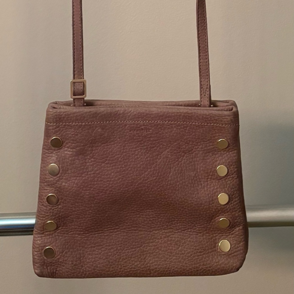 Hammitt Duke 3 Pocket Pebbled Leather w/ Gold Trivets - Picture 2 of 6